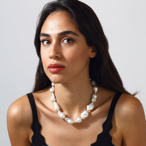 La Sirena Pearl Necklace